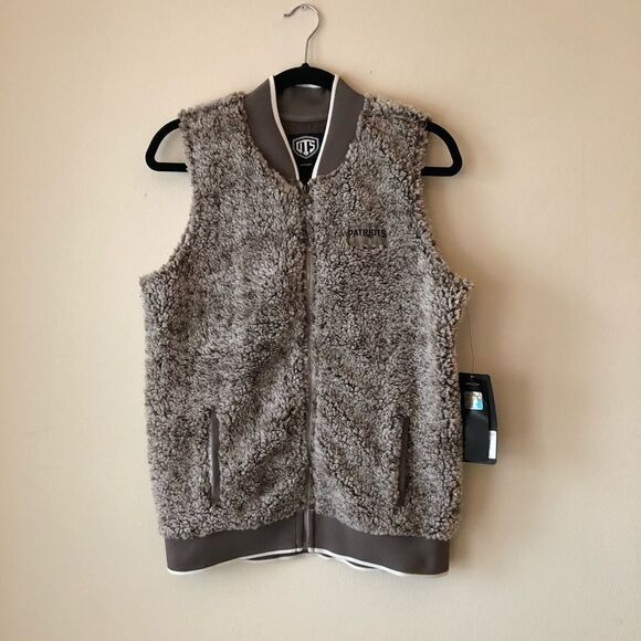 NFL Patriots Sherpa Full Zip Vest NWT - Picture 2 of 6
